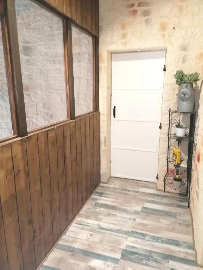 Bed and Breakfast La Resiniere Salles  Exterior foto