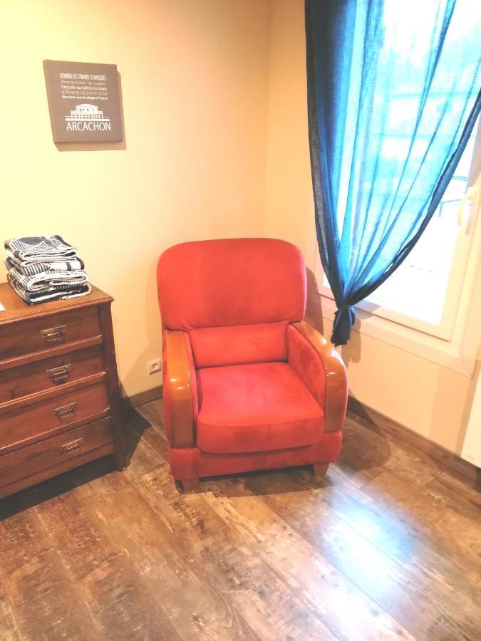 Bed and Breakfast La Resiniere Salles  Exterior foto