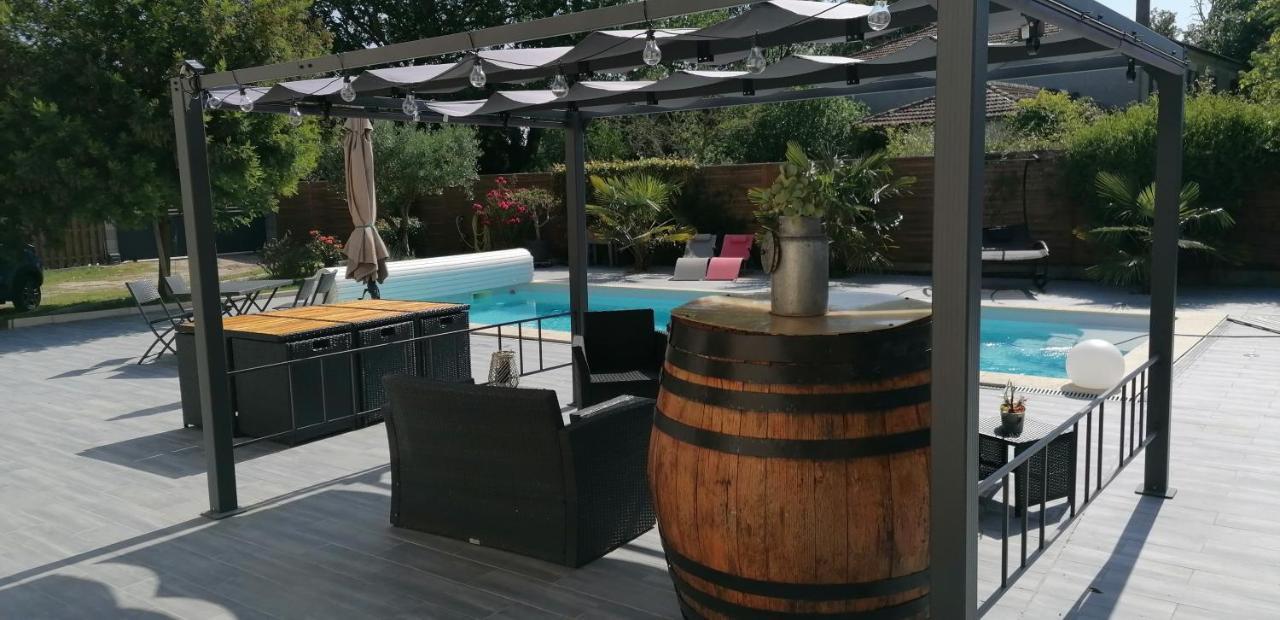 Bed and Breakfast La Resiniere Salles  Exterior foto